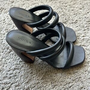 NWOB Vince Sandals, Size 8.5